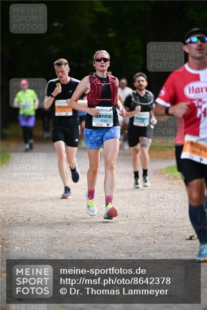 31.08.2025 - 21. Blankeneser Heldenlauf Dr. Thomas Lammeyer http://msf.ph/oto/8642378 31.08.2025 11:06:34 Laufen 4143 meine-sportfotos.de