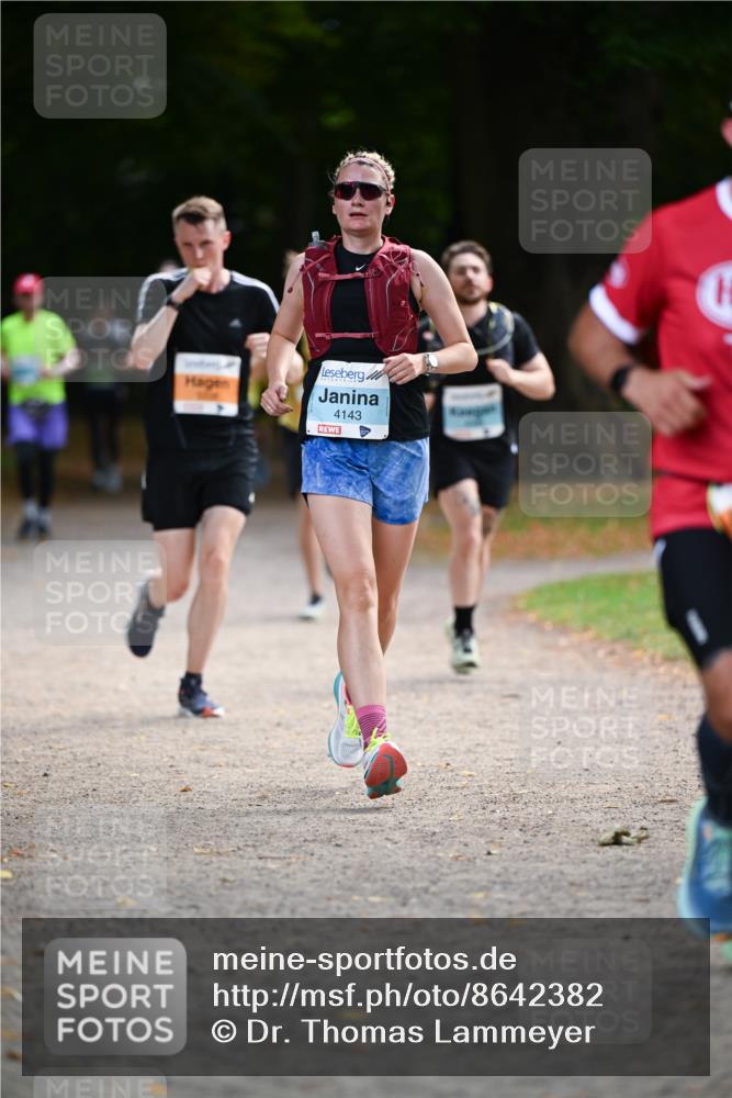 31.08.2025 - 21. Blankeneser Heldenlauf Dr. Thomas Lammeyer http://msf.ph/oto/8642382 31.08.2025 11:06:35 Laufen 4143 meine-sportfotos.de