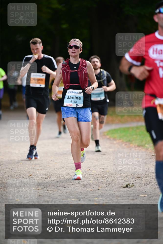 31.08.2025 - 21. Blankeneser Heldenlauf Dr. Thomas Lammeyer http://msf.ph/oto/8642383 31.08.2025 11:06:35 Laufen 4143 meine-sportfotos.de
