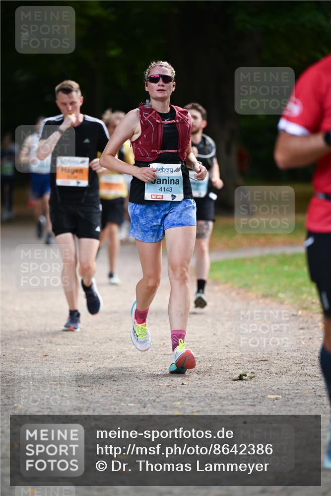 31.08.2025 - 21. Blankeneser Heldenlauf Dr. Thomas Lammeyer http://msf.ph/oto/8642386 31.08.2025 11:06:35 Laufen 4143 meine-sportfotos.de
