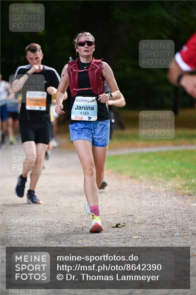 31.08.2025 - 21. Blankeneser Heldenlauf Dr. Thomas Lammeyer http://msf.ph/oto/8642390 31.08.2025 11:06:35 Laufen 4143 meine-sportfotos.de