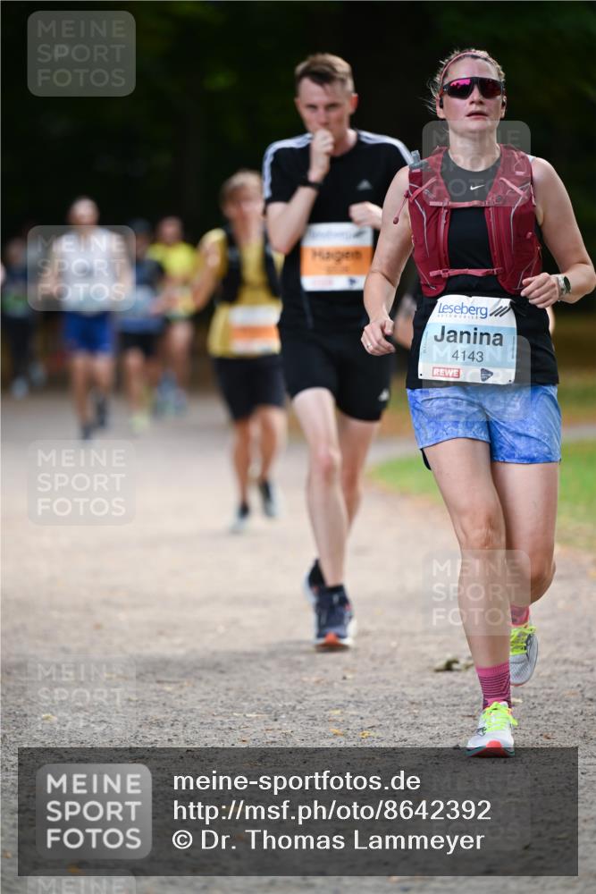31.08.2025 - 21. Blankeneser Heldenlauf Dr. Thomas Lammeyer http://msf.ph/oto/8642392 31.08.2025 11:06:36 Laufen 4143 meine-sportfotos.de