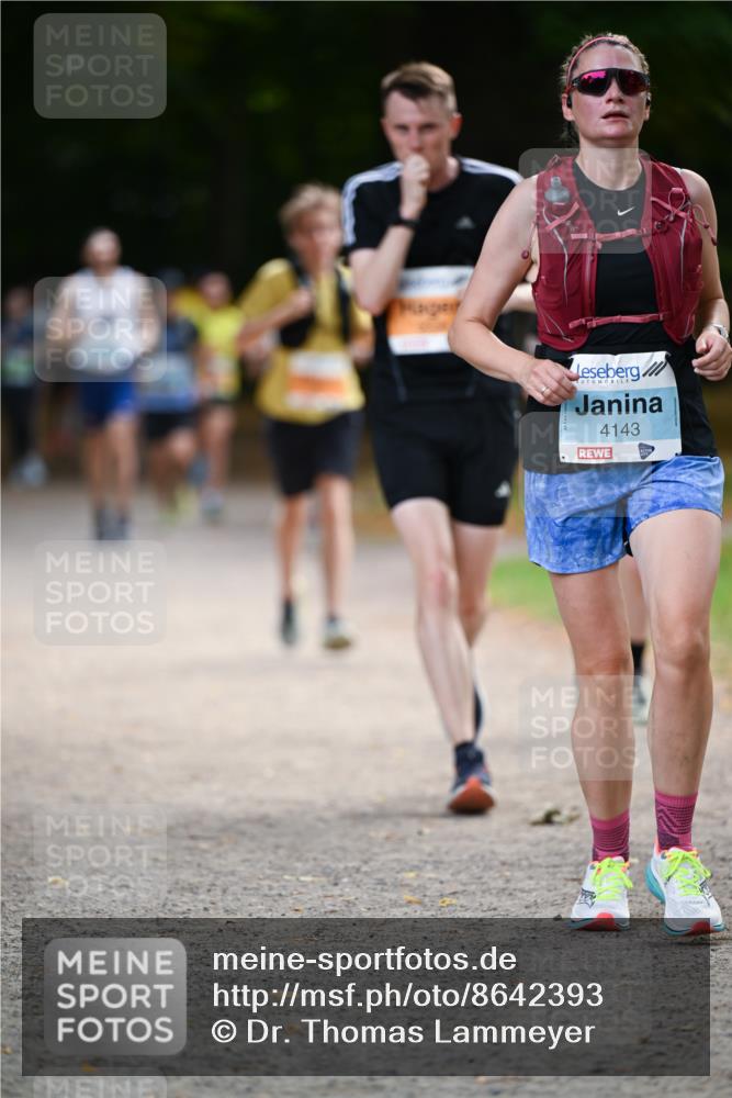 31.08.2025 - 21. Blankeneser Heldenlauf Dr. Thomas Lammeyer http://msf.ph/oto/8642393 31.08.2025 11:06:36 Laufen 4143 meine-sportfotos.de