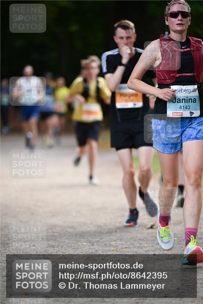 31.08.2025 - 21. Blankeneser Heldenlauf Dr. Thomas Lammeyer http://msf.ph/oto/8642395 31.08.2025 11:06:37 Laufen 4143 meine-sportfotos.de