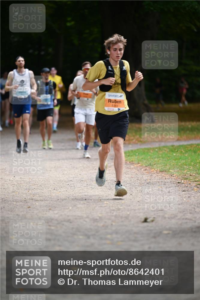 31.08.2025 - 21. Blankeneser Heldenlauf Dr. Thomas Lammeyer http://msf.ph/oto/8642401 31.08.2025 11:06:38 Laufen 5393 meine-sportfotos.de