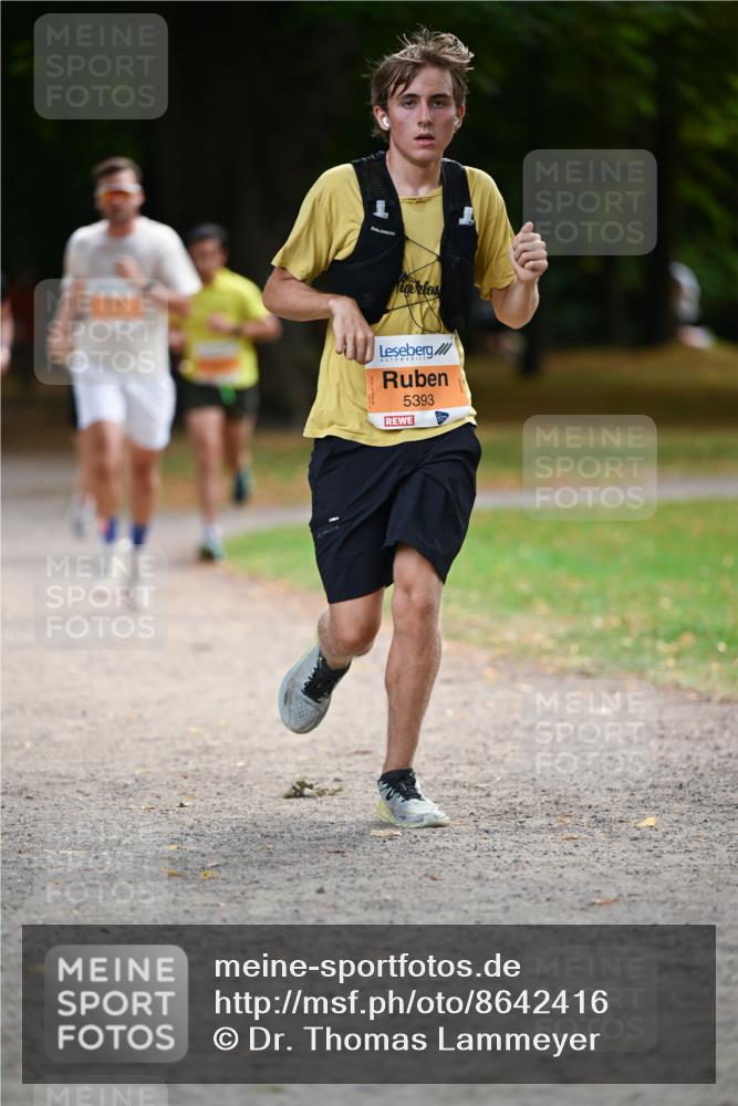 31.08.2025 - 21. Blankeneser Heldenlauf Dr. Thomas Lammeyer http://msf.ph/oto/8642416 31.08.2025 11:06:40 Laufen 5393 meine-sportfotos.de
