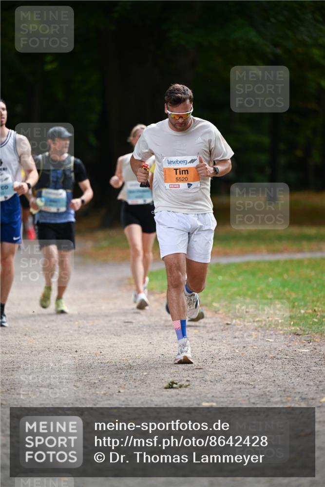 31.08.2025 - 21. Blankeneser Heldenlauf Dr. Thomas Lammeyer http://msf.ph/oto/8642428 31.08.2025 11:06:42 Laufen 5520 meine-sportfotos.de