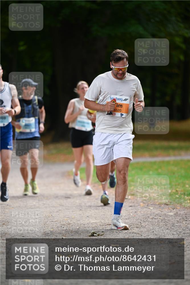 31.08.2025 - 21. Blankeneser Heldenlauf Dr. Thomas Lammeyer http://msf.ph/oto/8642431 31.08.2025 11:06:42 Laufen 5520 meine-sportfotos.de