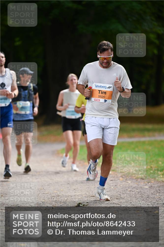 31.08.2025 - 21. Blankeneser Heldenlauf Dr. Thomas Lammeyer http://msf.ph/oto/8642433 31.08.2025 11:06:42 Laufen 5520 meine-sportfotos.de
