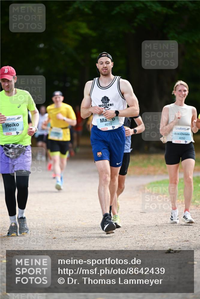 31.08.2025 - 21. Blankeneser Heldenlauf Dr. Thomas Lammeyer http://msf.ph/oto/8642439 31.08.2025 11:06:44 Laufen 4153, 4010, 4050 meine-sportfotos.de