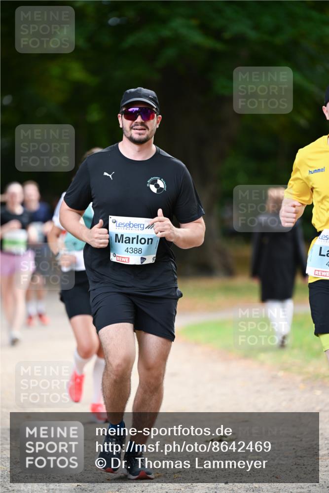 31.08.2025 - 21. Blankeneser Heldenlauf Dr. Thomas Lammeyer http://msf.ph/oto/8642469 31.08.2025 11:06:50 Laufen 4388 meine-sportfotos.de