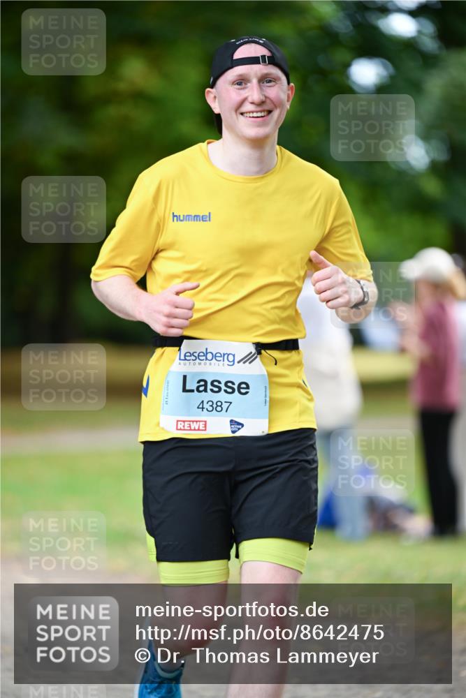 31.08.2025 - 21. Blankeneser Heldenlauf Dr. Thomas Lammeyer http://msf.ph/oto/8642475 31.08.2025 11:06:51 Laufen 4387 meine-sportfotos.de