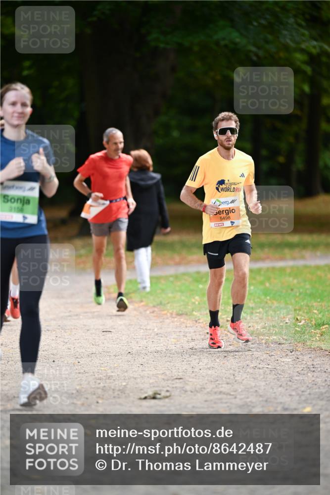 31.08.2025 - 21. Blankeneser Heldenlauf Dr. Thomas Lammeyer http://msf.ph/oto/8642487 31.08.2025 11:06:53 Laufen 3156, 5498 meine-sportfotos.de