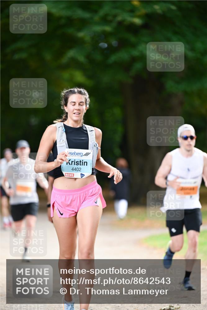 31.08.2025 - 21. Blankeneser Heldenlauf Dr. Thomas Lammeyer http://msf.ph/oto/8642543 31.08.2025 11:07:08 Laufen 4402 meine-sportfotos.de