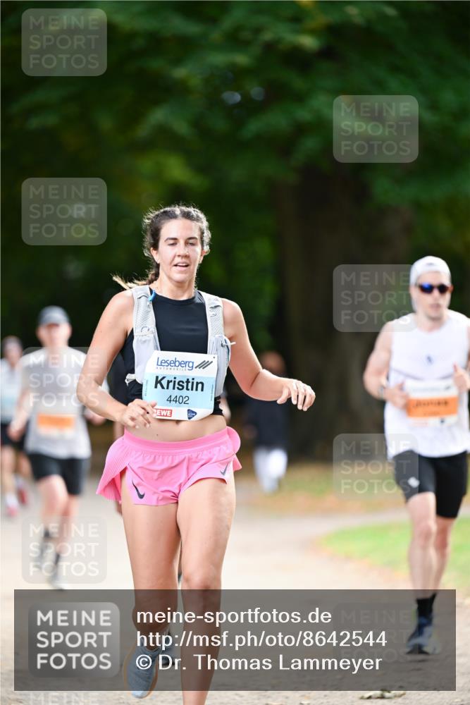 31.08.2025 - 21. Blankeneser Heldenlauf Dr. Thomas Lammeyer http://msf.ph/oto/8642544 31.08.2025 11:07:08 Laufen 4402 meine-sportfotos.de