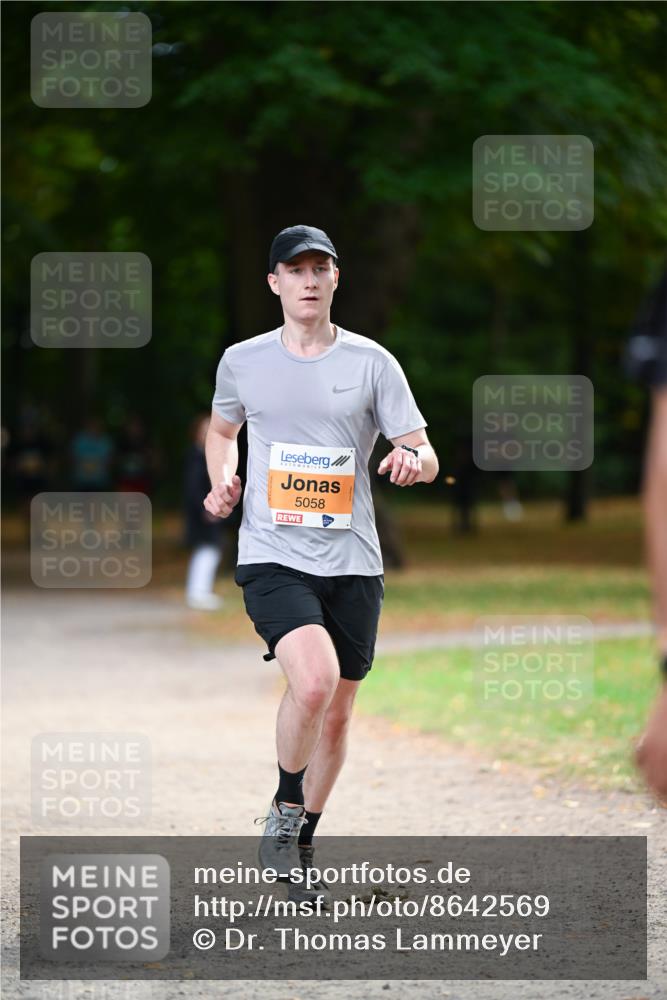 31.08.2025 - 21. Blankeneser Heldenlauf Dr. Thomas Lammeyer http://msf.ph/oto/8642569 31.08.2025 11:07:11 Laufen 5058 meine-sportfotos.de