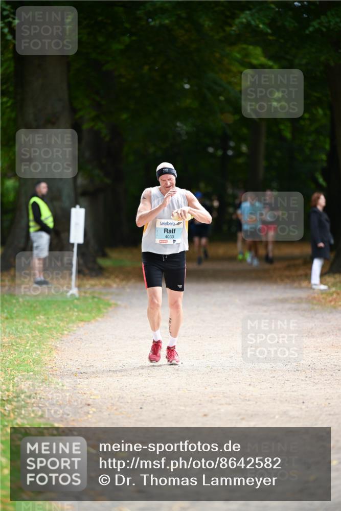 31.08.2025 - 21. Blankeneser Heldenlauf Dr. Thomas Lammeyer http://msf.ph/oto/8642582 31.08.2025 11:07:13 Laufen 4033 meine-sportfotos.de