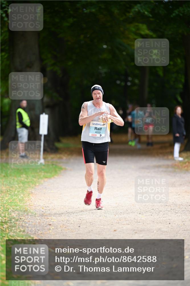31.08.2025 - 21. Blankeneser Heldenlauf Dr. Thomas Lammeyer http://msf.ph/oto/8642588 31.08.2025 11:07:14 Laufen 4033 meine-sportfotos.de