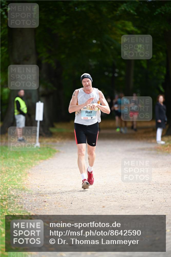 31.08.2025 - 21. Blankeneser Heldenlauf Dr. Thomas Lammeyer http://msf.ph/oto/8642590 31.08.2025 11:07:14 Laufen 4033 meine-sportfotos.de