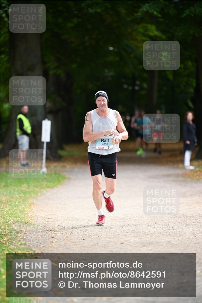 31.08.2025 - 21. Blankeneser Heldenlauf Dr. Thomas Lammeyer http://msf.ph/oto/8642591 31.08.2025 11:07:14 Laufen 4033 meine-sportfotos.de
