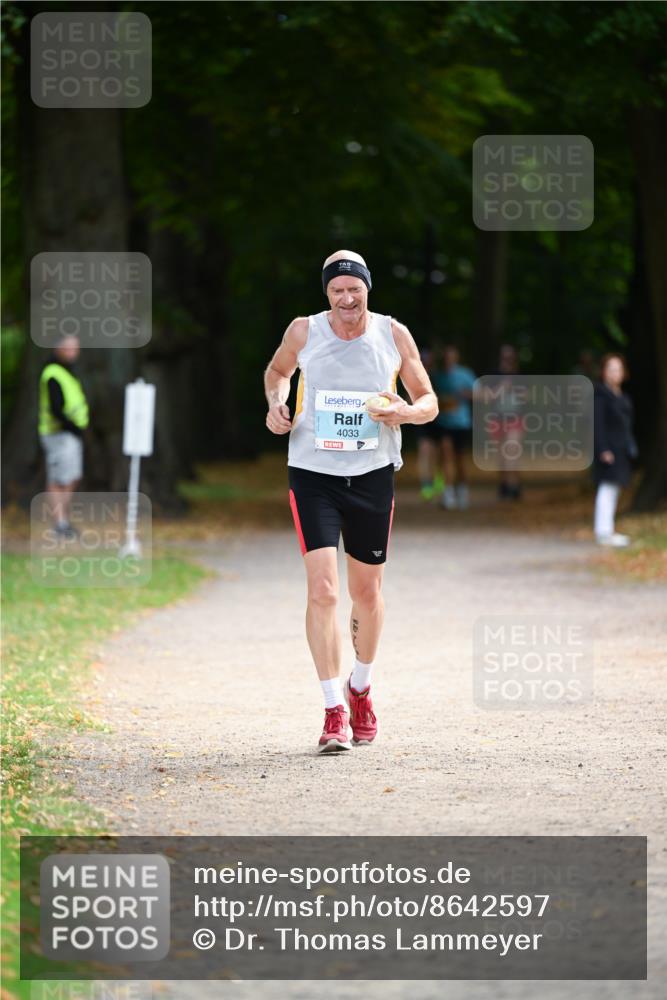 31.08.2025 - 21. Blankeneser Heldenlauf Dr. Thomas Lammeyer http://msf.ph/oto/8642597 31.08.2025 11:07:15 Laufen 4033 meine-sportfotos.de