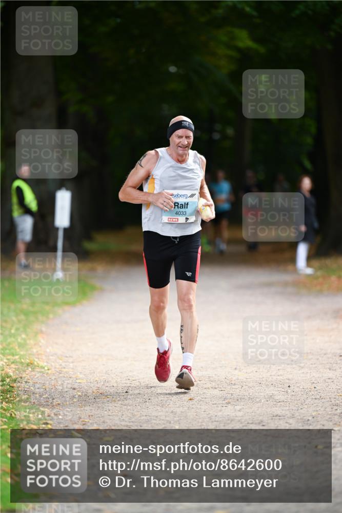 31.08.2025 - 21. Blankeneser Heldenlauf Dr. Thomas Lammeyer http://msf.ph/oto/8642600 31.08.2025 11:07:15 Laufen 4033 meine-sportfotos.de