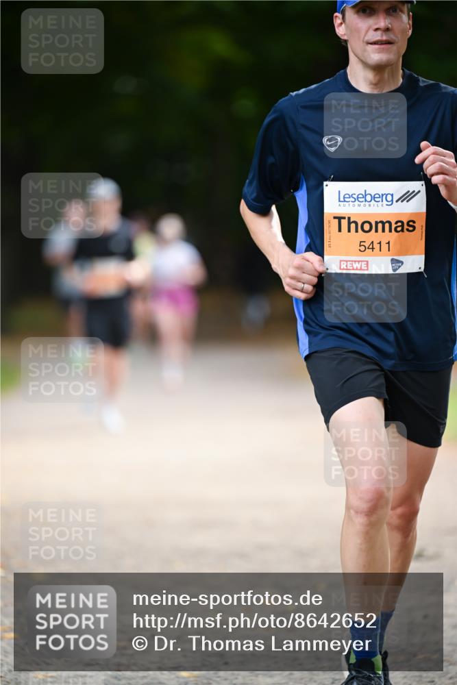 31.08.2025 - 21. Blankeneser Heldenlauf Dr. Thomas Lammeyer http://msf.ph/oto/8642652 31.08.2025 11:07:31 Laufen 5411 meine-sportfotos.de