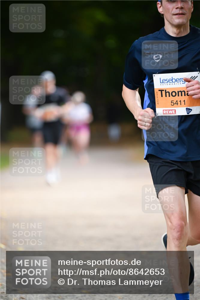 31.08.2025 - 21. Blankeneser Heldenlauf Dr. Thomas Lammeyer http://msf.ph/oto/8642653 31.08.2025 11:07:32 Laufen 5411 meine-sportfotos.de