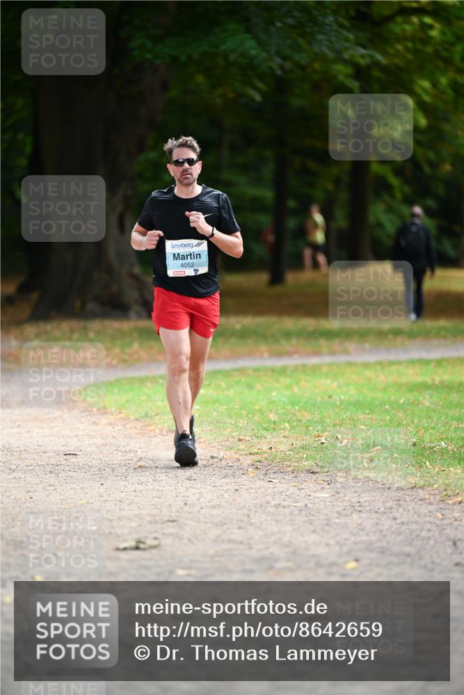 31.08.2025 - 21. Blankeneser Heldenlauf Dr. Thomas Lammeyer http://msf.ph/oto/8642659 31.08.2025 11:07:33 Laufen 4052 meine-sportfotos.de