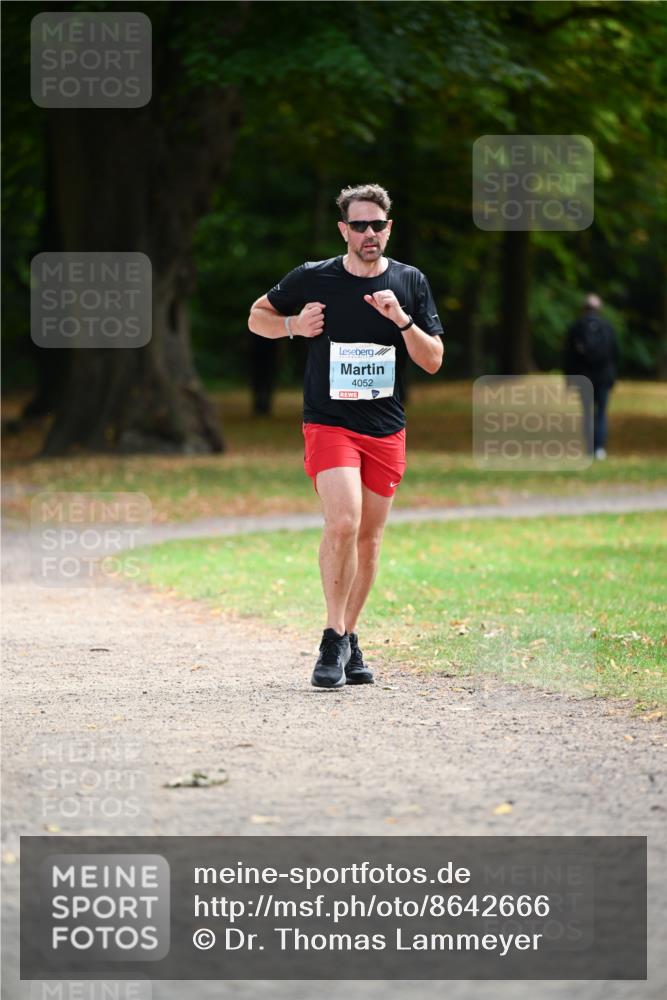 31.08.2025 - 21. Blankeneser Heldenlauf Dr. Thomas Lammeyer http://msf.ph/oto/8642666 31.08.2025 11:07:34 Laufen 4052 meine-sportfotos.de
