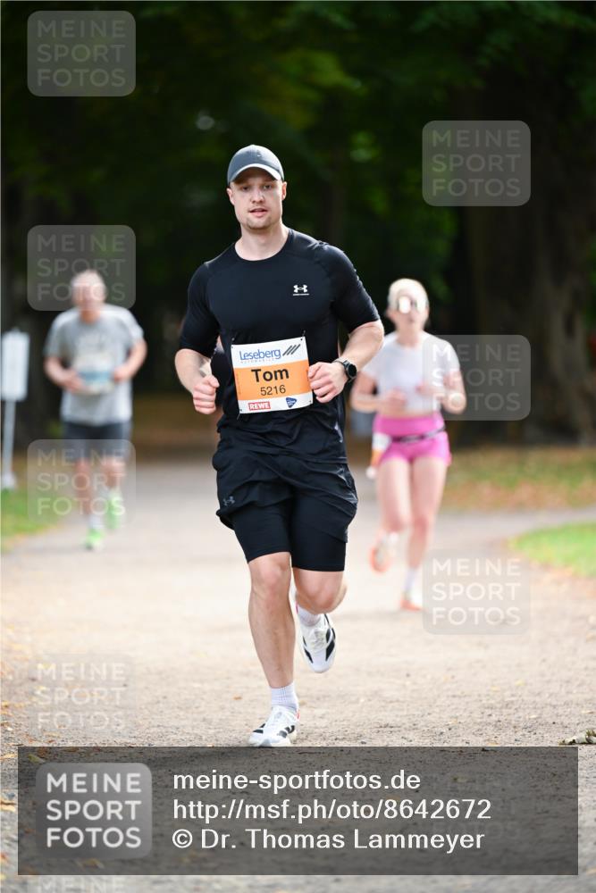31.08.2025 - 21. Blankeneser Heldenlauf Dr. Thomas Lammeyer http://msf.ph/oto/8642672 31.08.2025 11:07:35 Laufen 5216 meine-sportfotos.de