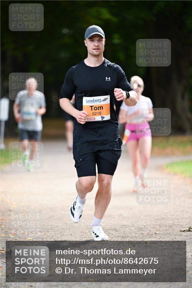 31.08.2025 - 21. Blankeneser Heldenlauf Dr. Thomas Lammeyer http://msf.ph/oto/8642675 31.08.2025 11:07:36 Laufen 5216 meine-sportfotos.de