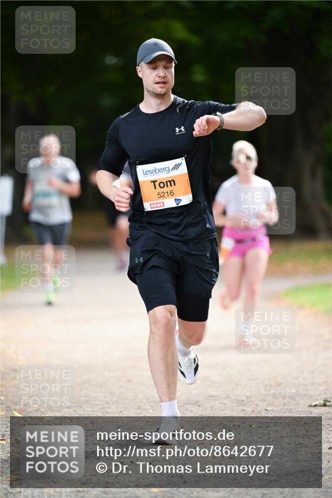31.08.2025 - 21. Blankeneser Heldenlauf Dr. Thomas Lammeyer http://msf.ph/oto/8642677 31.08.2025 11:07:36 Laufen 5216 meine-sportfotos.de
