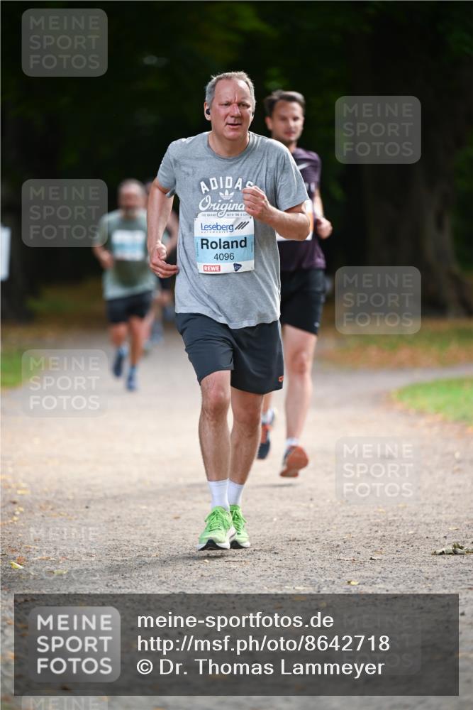 31.08.2025 - 21. Blankeneser Heldenlauf Dr. Thomas Lammeyer http://msf.ph/oto/8642718 31.08.2025 11:07:42 Laufen 3, 4096 meine-sportfotos.de
