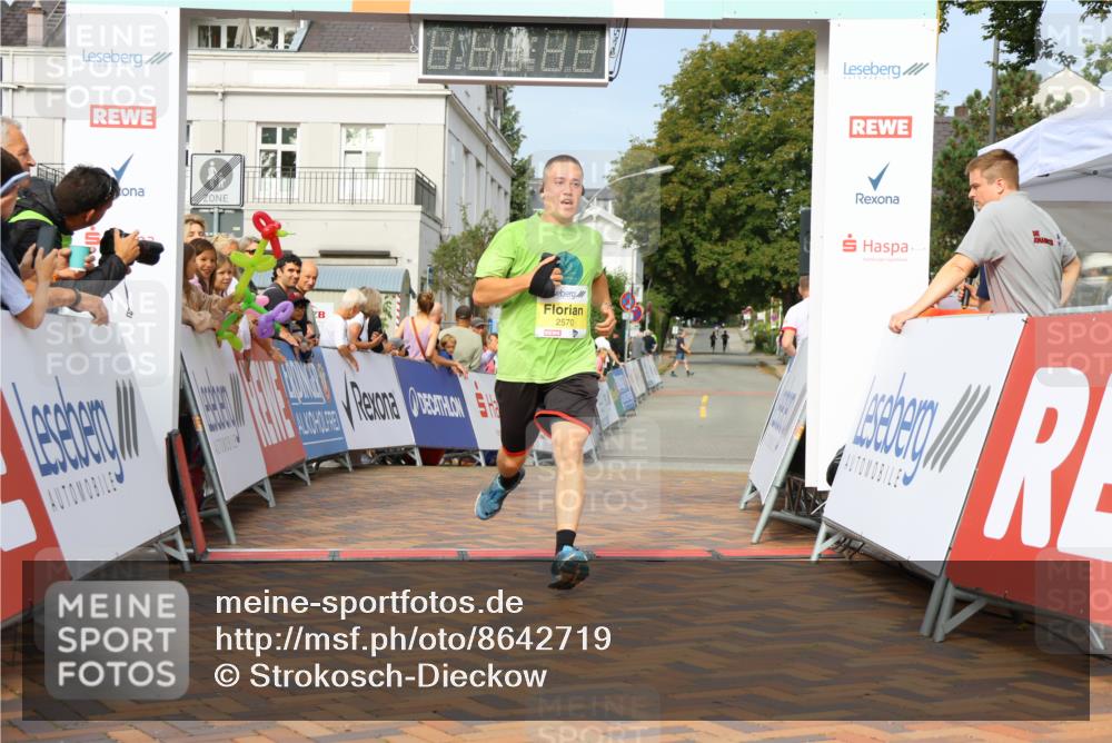 31.08.2025 - 21. Blankeneser Heldenlauf Strokosch-Dieckow http://msf.ph/oto/8642719 31.08.2025 10:14:11 Ziel 2570 meine-sportfotos.de
