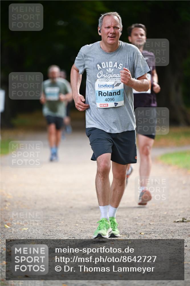 31.08.2025 - 21. Blankeneser Heldenlauf Dr. Thomas Lammeyer http://msf.ph/oto/8642727 31.08.2025 11:07:42 Laufen 3, 4096 meine-sportfotos.de