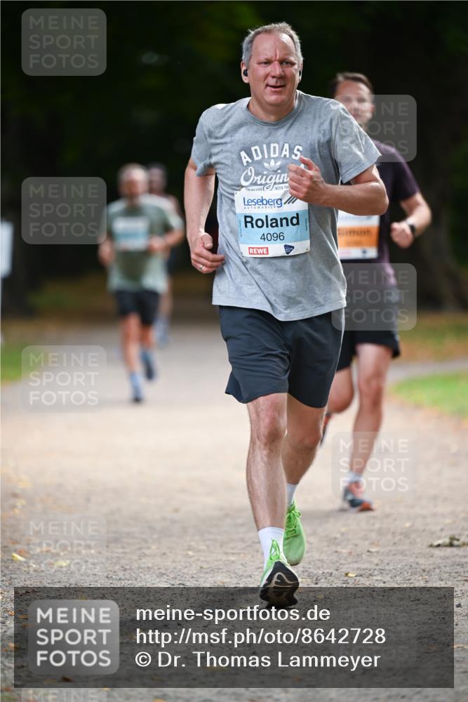 31.08.2025 - 21. Blankeneser Heldenlauf Dr. Thomas Lammeyer http://msf.ph/oto/8642728 31.08.2025 11:07:42 Laufen 4096 meine-sportfotos.de