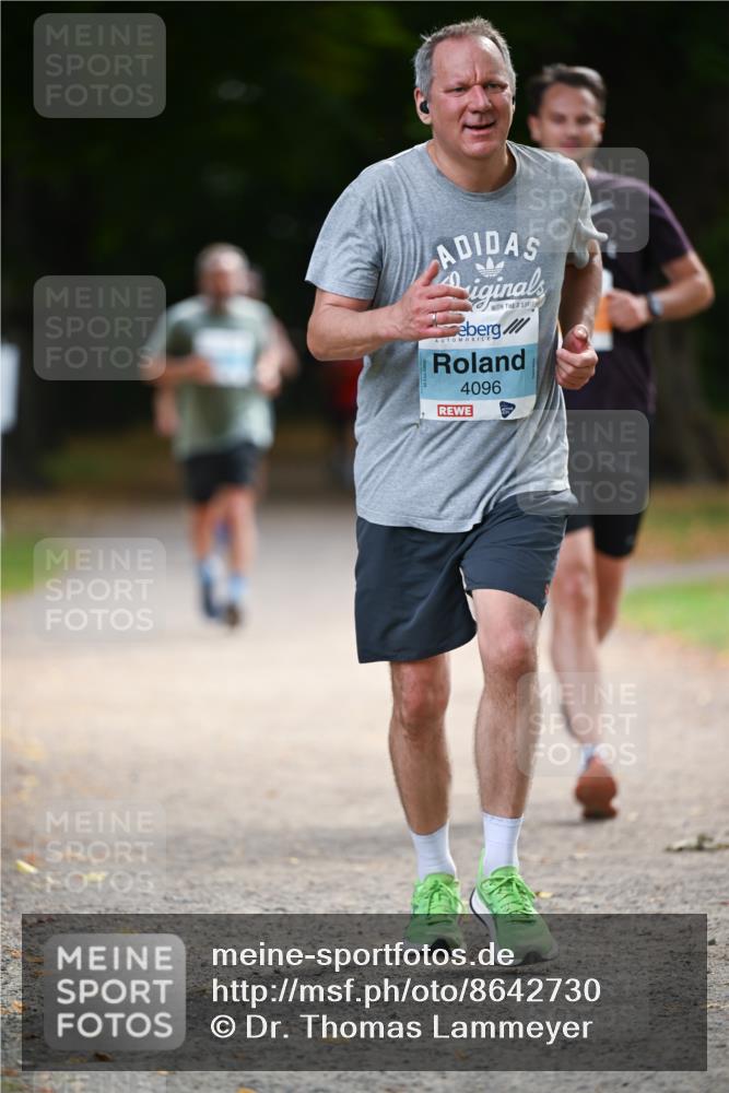 31.08.2025 - 21. Blankeneser Heldenlauf Dr. Thomas Lammeyer http://msf.ph/oto/8642730 31.08.2025 11:07:43 Laufen 4096 meine-sportfotos.de