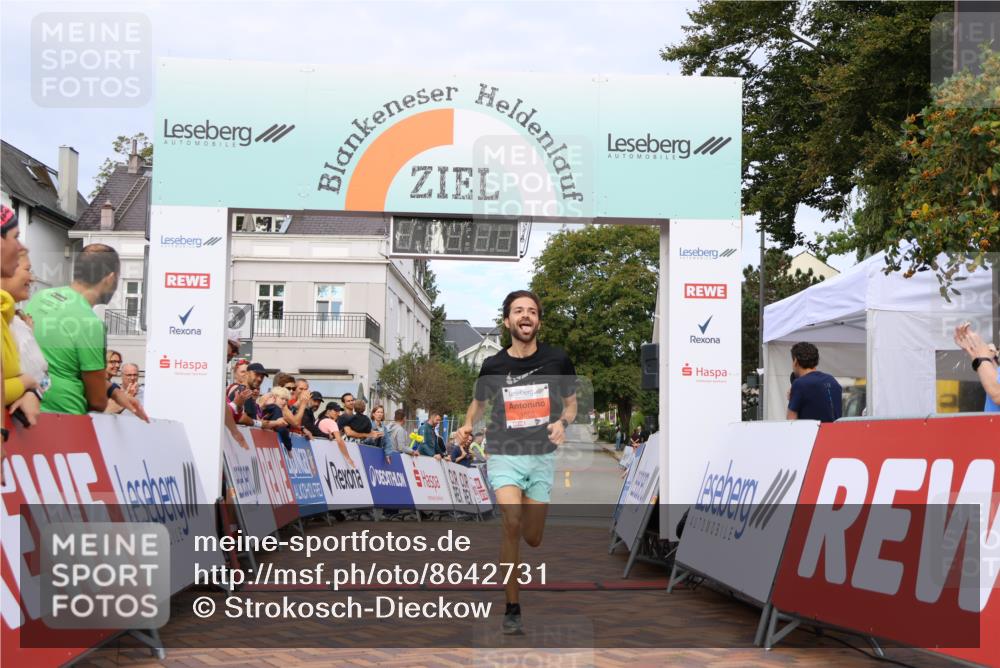 31.08.2025 - 21. Blankeneser Heldenlauf Strokosch-Dieckow http://msf.ph/oto/8642731 31.08.2025 09:32:36 Ziel 1065 meine-sportfotos.de