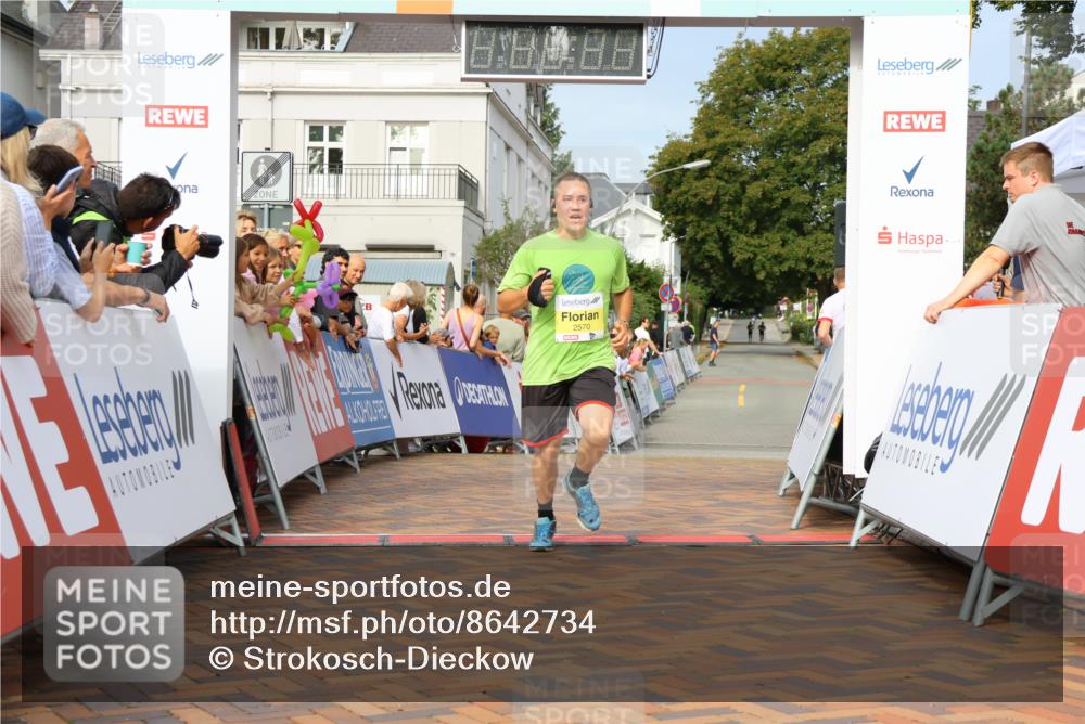 31.08.2025 - 21. Blankeneser Heldenlauf Strokosch-Dieckow http://msf.ph/oto/8642734 31.08.2025 10:14:11 Ziel 2570 meine-sportfotos.de
