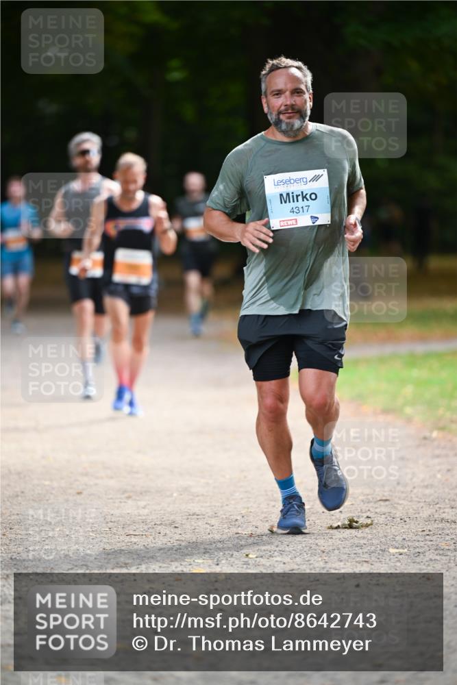 31.08.2025 - 21. Blankeneser Heldenlauf Dr. Thomas Lammeyer http://msf.ph/oto/8642743 31.08.2025 11:07:47 Laufen 4317 meine-sportfotos.de
