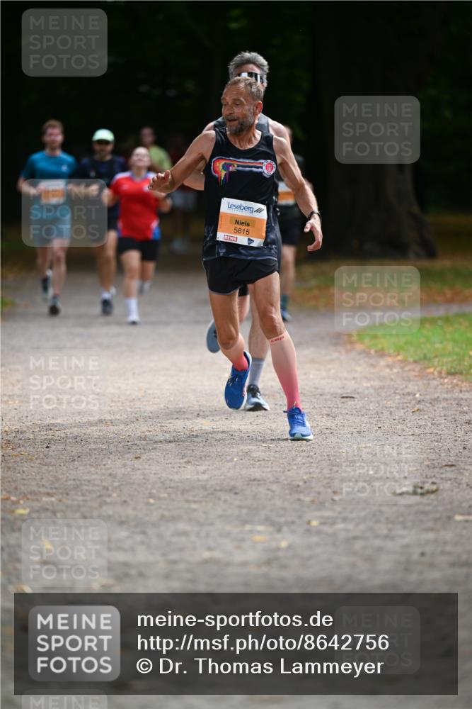 31.08.2025 - 21. Blankeneser Heldenlauf Dr. Thomas Lammeyer http://msf.ph/oto/8642756 31.08.2025 11:07:49 Laufen 5815 meine-sportfotos.de