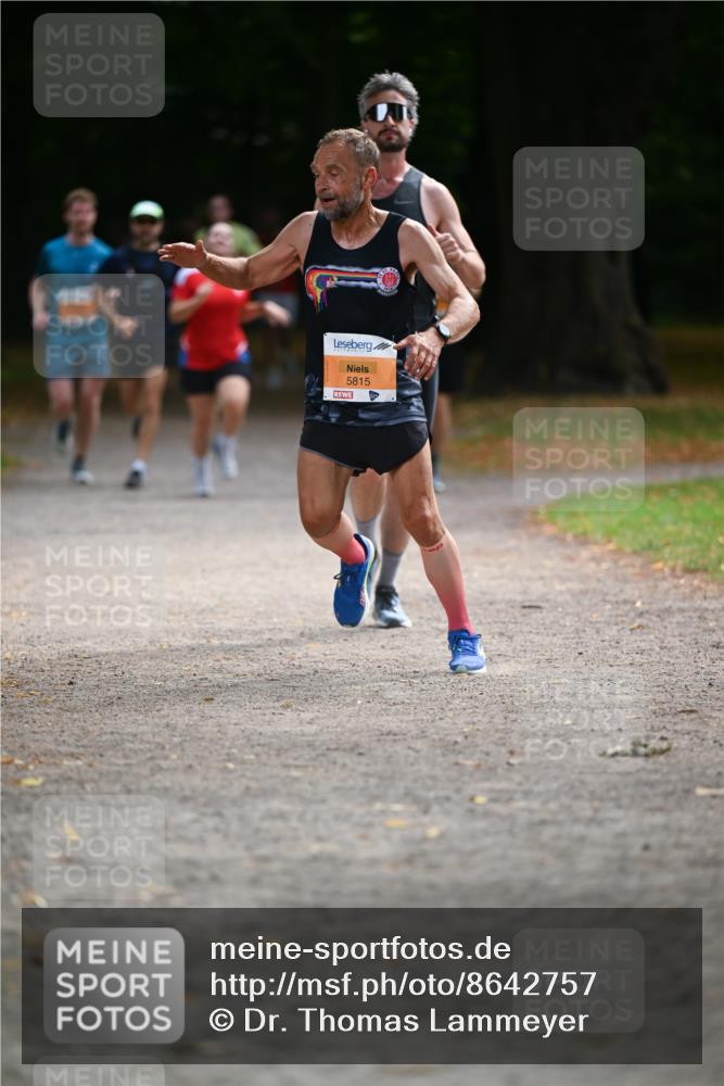 31.08.2025 - 21. Blankeneser Heldenlauf Dr. Thomas Lammeyer http://msf.ph/oto/8642757 31.08.2025 11:07:49 Laufen 5815 meine-sportfotos.de