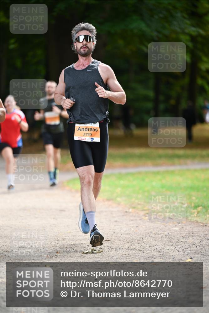 31.08.2025 - 21. Blankeneser Heldenlauf Dr. Thomas Lammeyer http://msf.ph/oto/8642770 31.08.2025 11:07:50 Laufen 5769, 4 meine-sportfotos.de