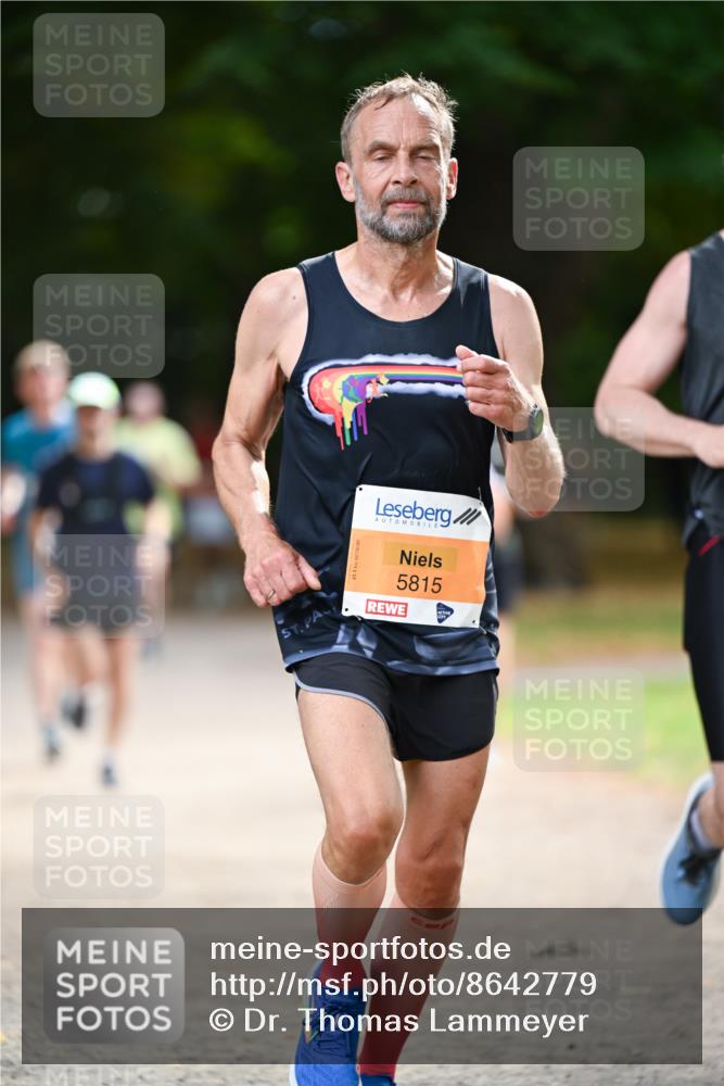 31.08.2025 - 21. Blankeneser Heldenlauf Dr. Thomas Lammeyer http://msf.ph/oto/8642779 31.08.2025 11:07:52 Laufen 5815 meine-sportfotos.de