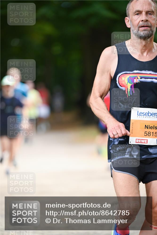 31.08.2025 - 21. Blankeneser Heldenlauf Dr. Thomas Lammeyer http://msf.ph/oto/8642785 31.08.2025 11:07:52 Laufen 21, 1, 5815 meine-sportfotos.de