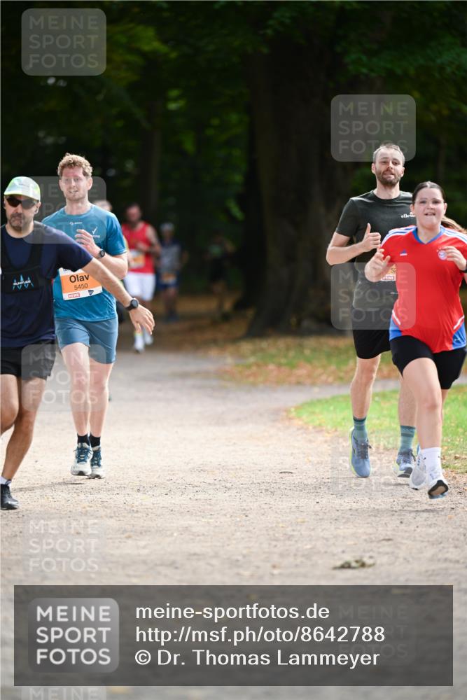 31.08.2025 - 21. Blankeneser Heldenlauf Dr. Thomas Lammeyer http://msf.ph/oto/8642788 31.08.2025 11:07:53 Laufen 5450 meine-sportfotos.de