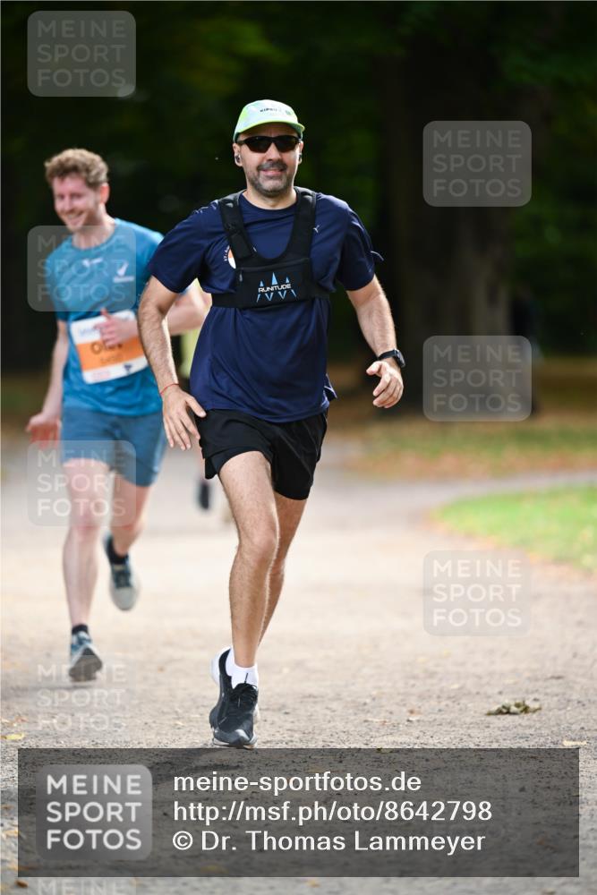 31.08.2025 - 21. Blankeneser Heldenlauf Dr. Thomas Lammeyer http://msf.ph/oto/8642798 31.08.2025 11:07:54 Laufen  meine-sportfotos.de