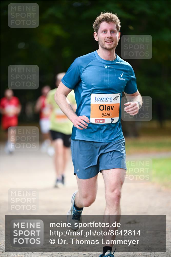 31.08.2025 - 21. Blankeneser Heldenlauf Dr. Thomas Lammeyer http://msf.ph/oto/8642814 31.08.2025 11:07:56 Laufen 5450 meine-sportfotos.de