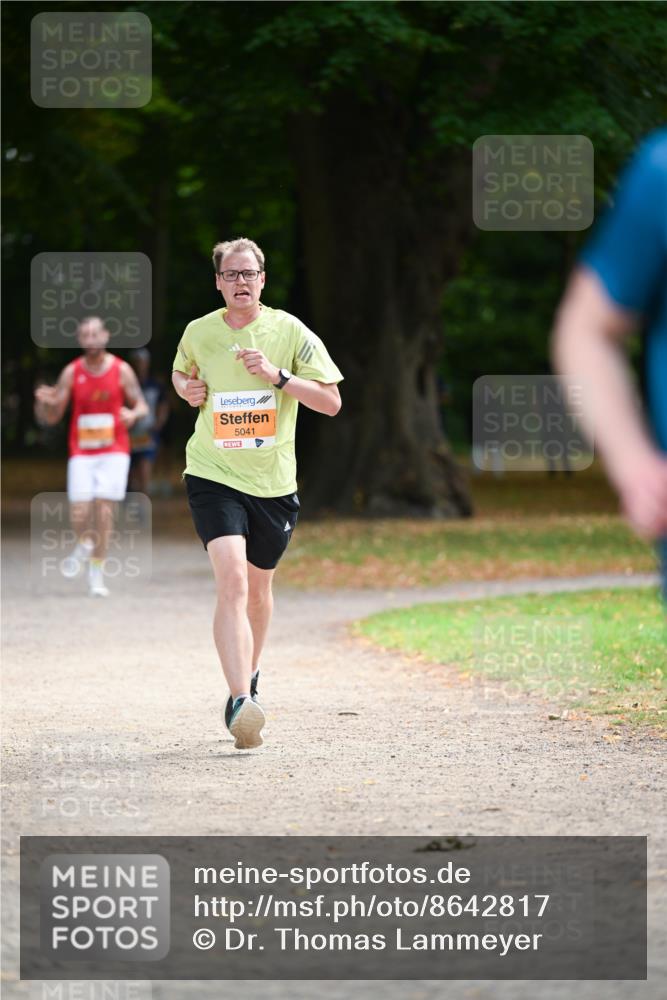 31.08.2025 - 21. Blankeneser Heldenlauf Dr. Thomas Lammeyer http://msf.ph/oto/8642817 31.08.2025 11:07:57 Laufen 5041 meine-sportfotos.de
